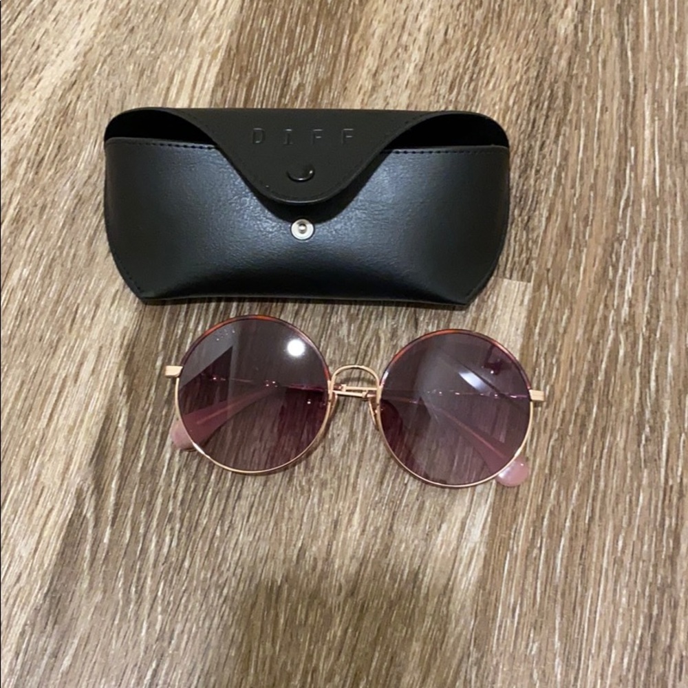 Diff Eyewear Isla Rose Gold + Berry Sunglasses